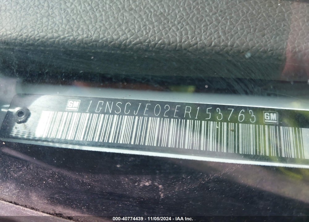2014 CHEVROLET SUBURBAN 1500 LT VIN: 1GNSCJE02ER153763