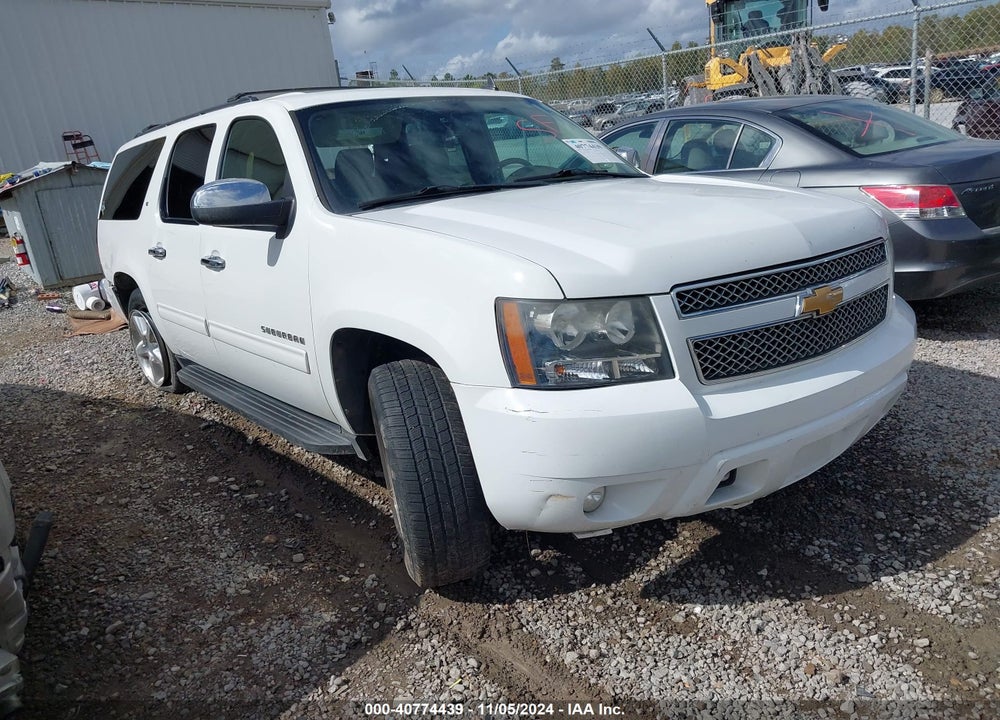 2014 CHEVROLET SUBURBAN 1500 LT VIN: 1GNSCJE02ER153763