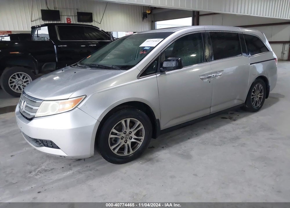 2011 HONDA ODYSSEY EX-L VIN: 5FNRL5H63BB028044
