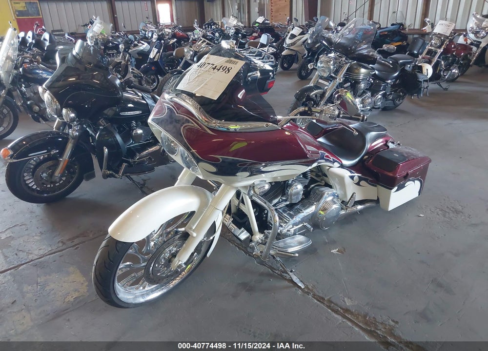 2011 HARLEY-DAVIDSON FLTRX VIN: 1HD1KH417BB655486