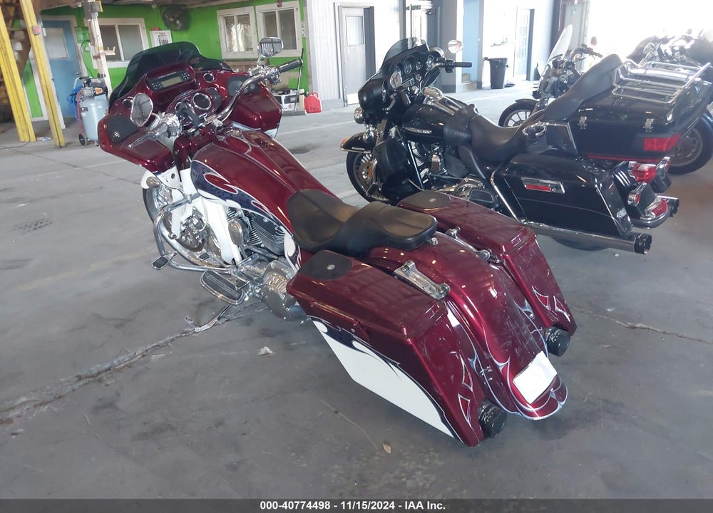 2011 HARLEY-DAVIDSON FLTRX VIN: 1HD1KH417BB655486