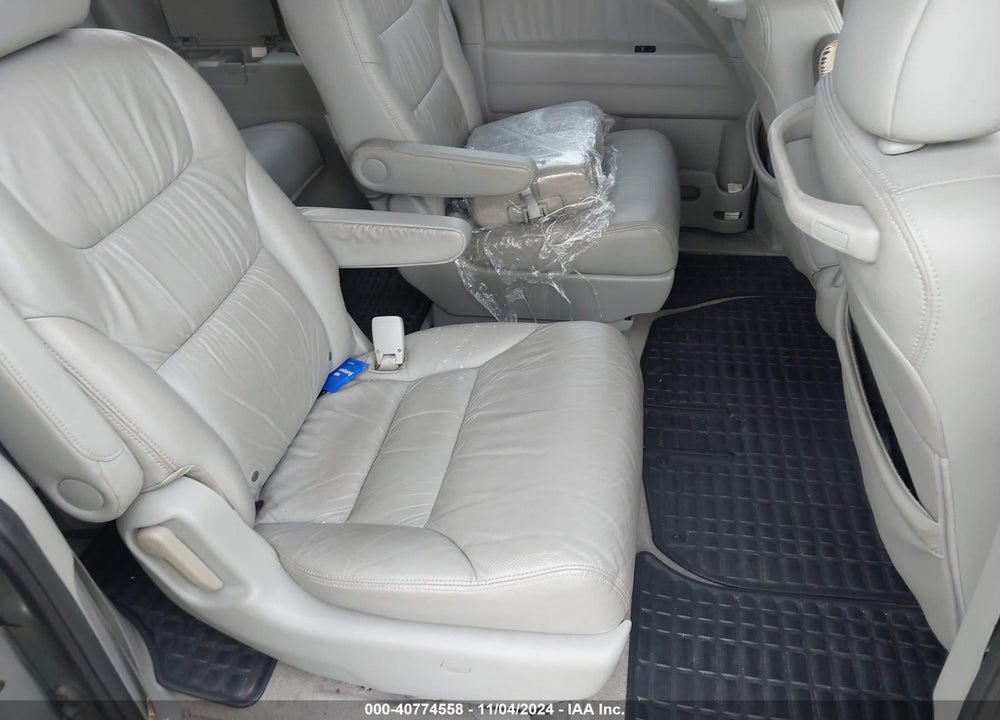 2008 HONDA ODYSSEY EX-L VIN: 5FNRL38798B027017