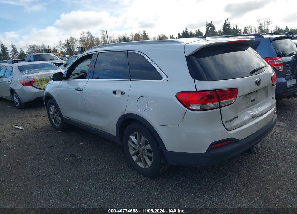 2017 KIA SORENTO LX V6 VIN: 5XYPGDA52HG315321