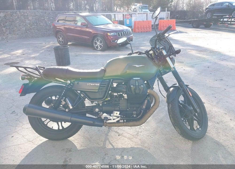 2018 MOTO GUZZI V7 VIN: ZGULDU004JM000700