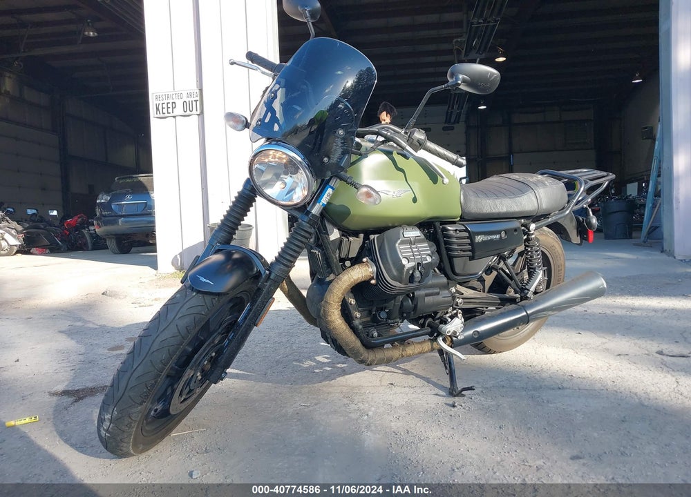2018 MOTO GUZZI V7 VIN: ZGULDU004JM000700