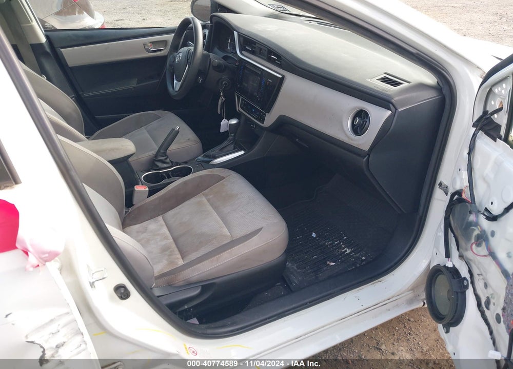 2017 TOYOTA COROLLA LE VIN: 2T1BURHE3HC963669