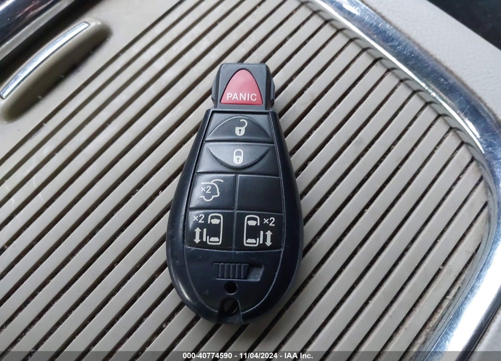 2012 DODGE GRAND CARAVAN SXT VIN: 2C4RDGCG4CR112176