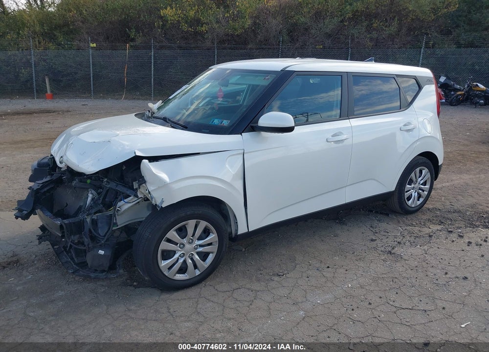 2020 KIA SOUL LX VIN: KNDJ23AU6L7119815