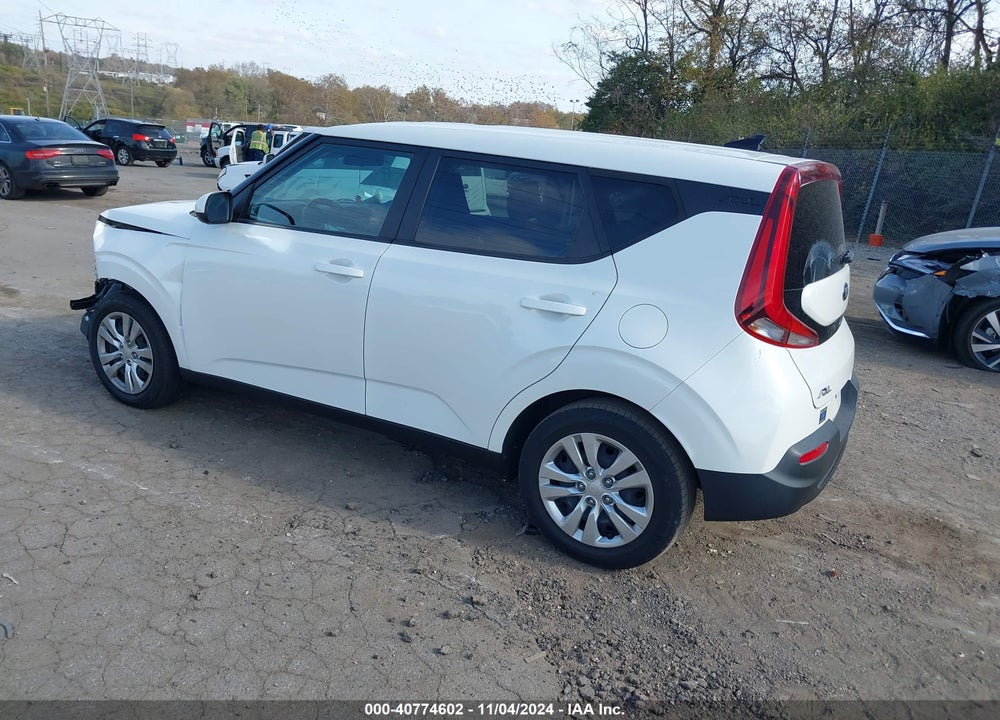 2020 KIA SOUL LX VIN: KNDJ23AU6L7119815