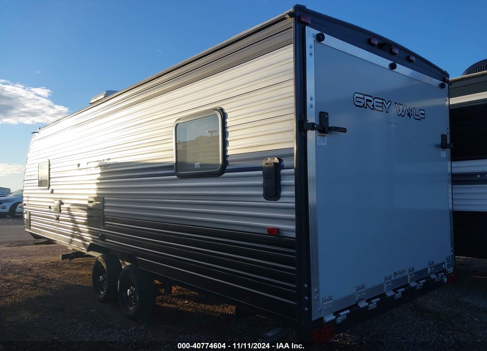 2019 CHEROKEE GREY WOLF TOY HAULER VIN: 4X4TCKX29KK059394