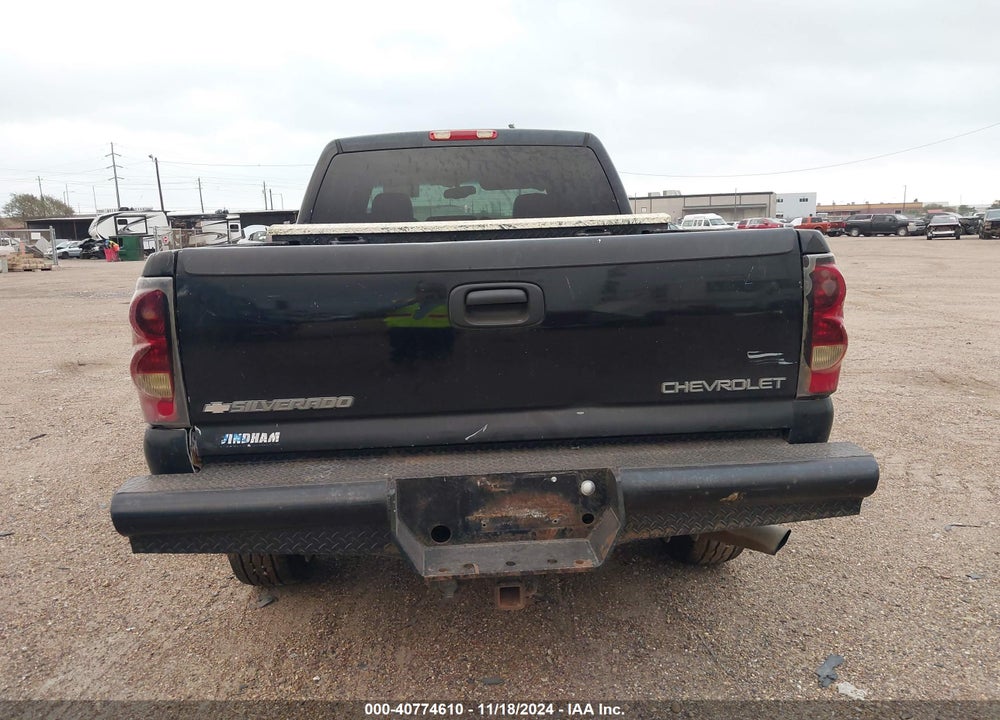 2005 CHEVROLET SILVERADO 2500HD LT VIN: 1GCHK23245F887337