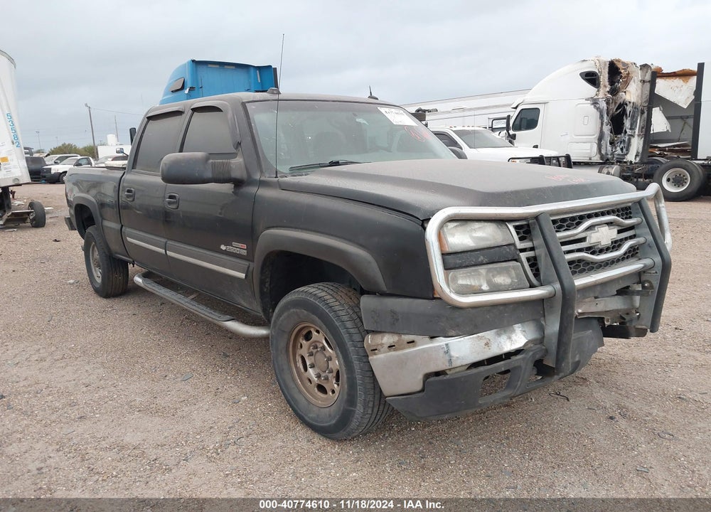 2005 CHEVROLET SILVERADO 2500HD LT VIN: 1GCHK23245F887337