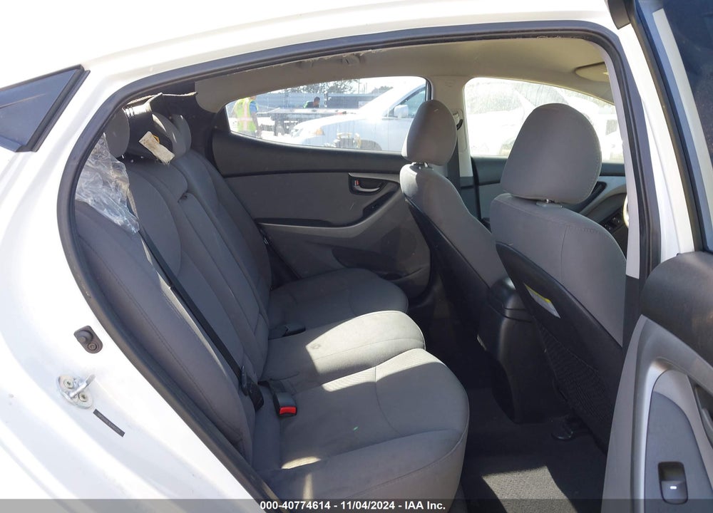 2014 HYUNDAI ELANTRA SE VIN: 5NPDH4AE5EH465251