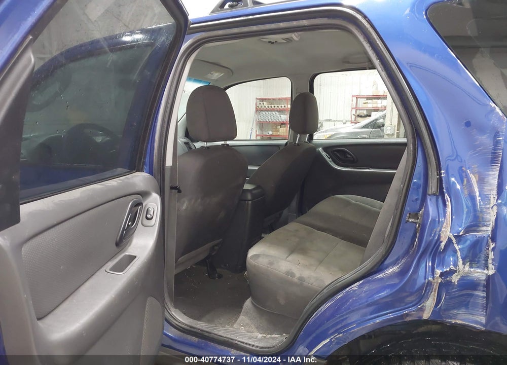 2005 FORD ESCAPE XLS VIN: 1FMYU02Z55KB64340