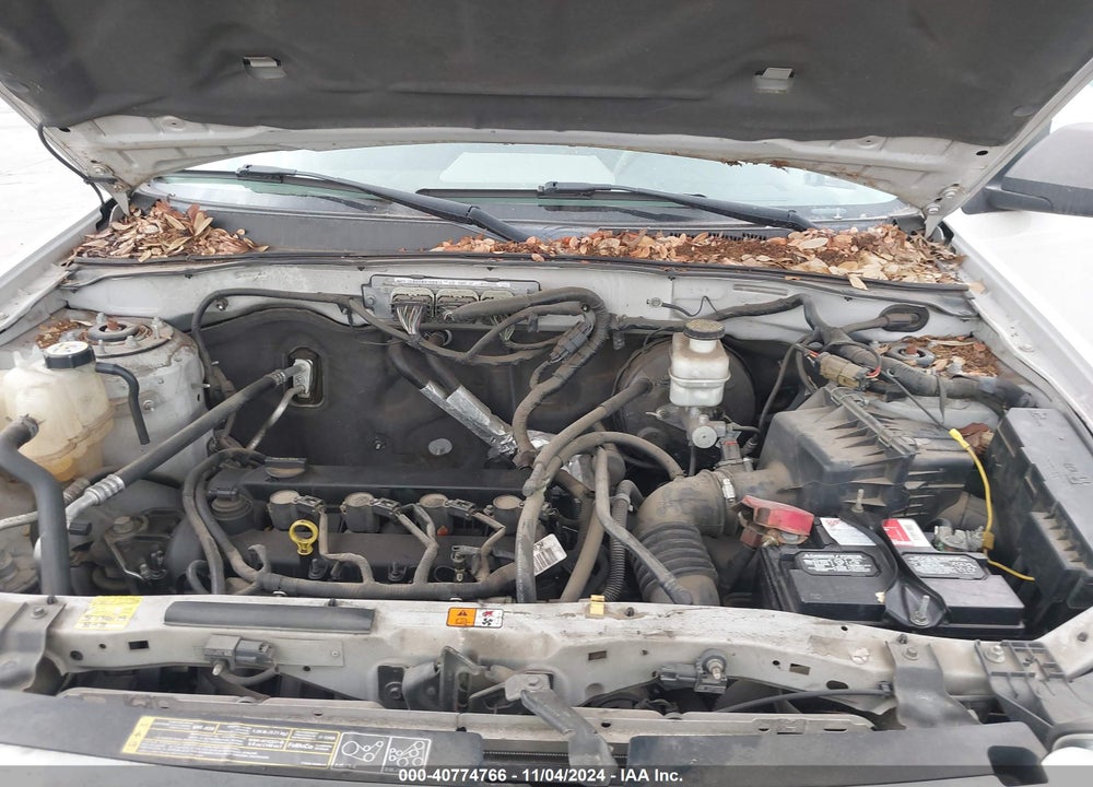 2011 FORD ESCAPE XLS VIN: 1FMCU0C73BKA82108