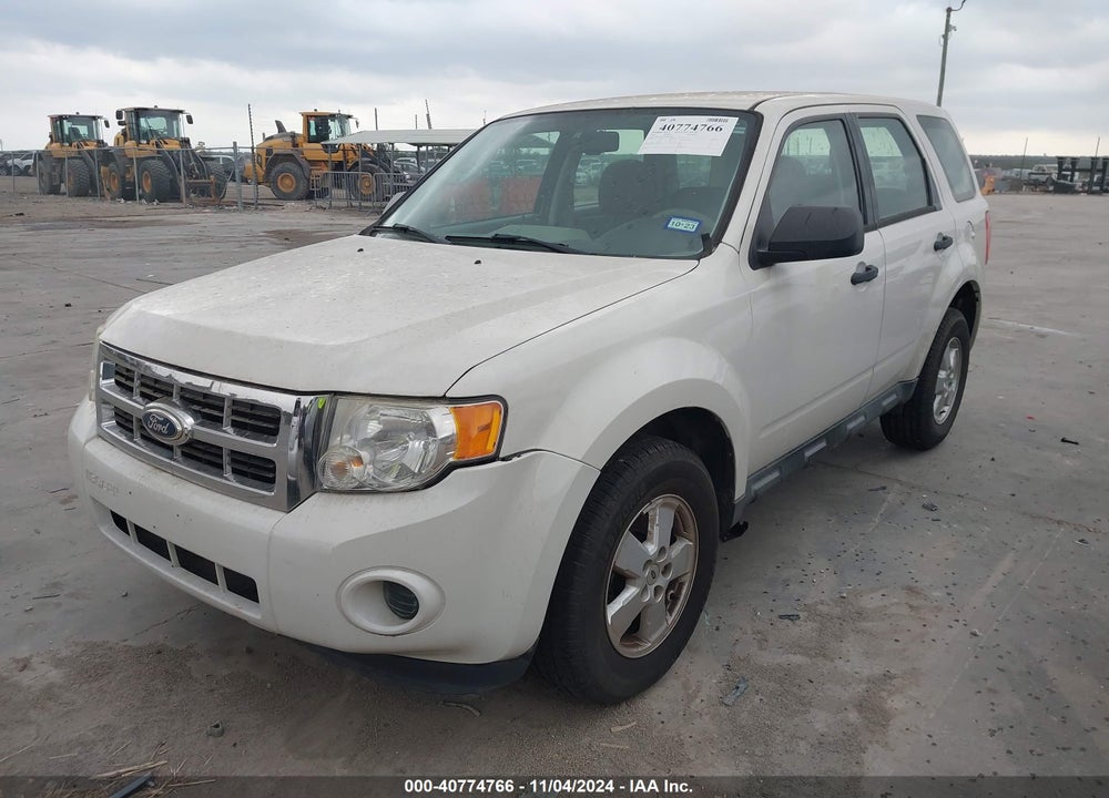 2011 FORD ESCAPE XLS VIN: 1FMCU0C73BKA82108