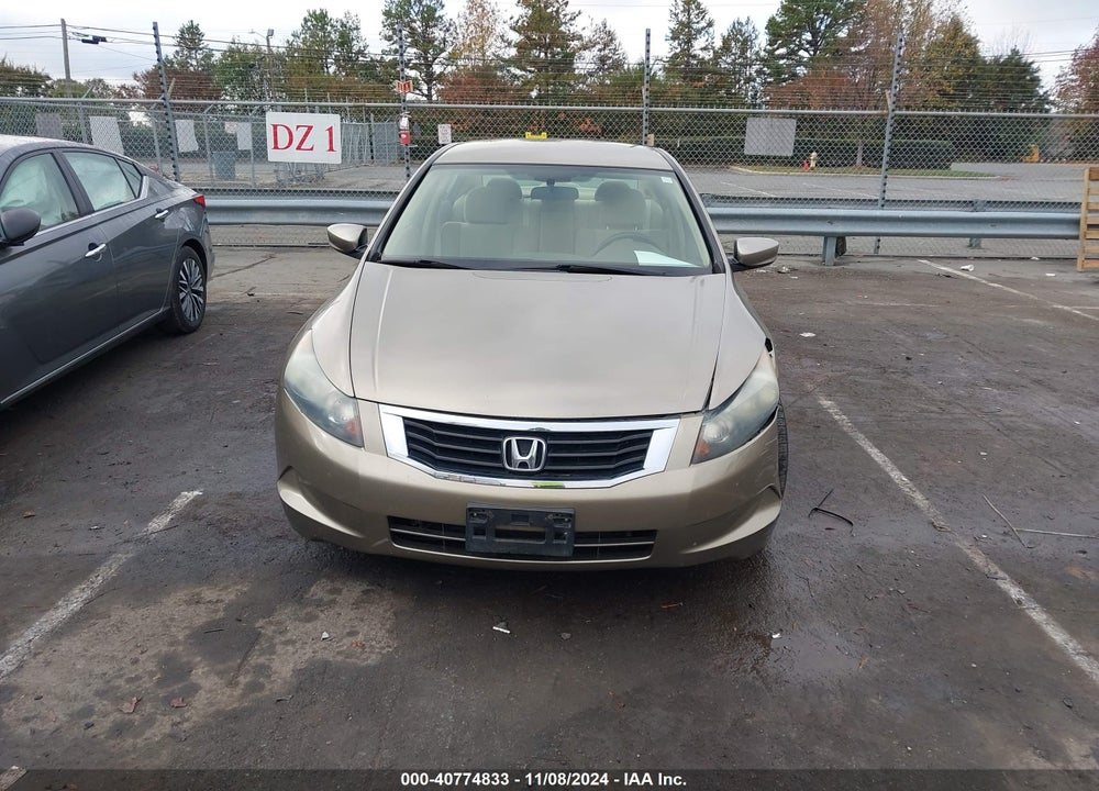 2010 HONDA ACCORD 2.4 LX VIN: 1HGCP2F30AA077552