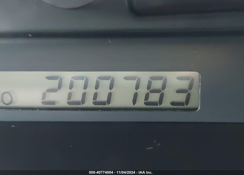 2002 TOYOTA CAMRY XLE V6 VIN: 4T1BF30K62U535996