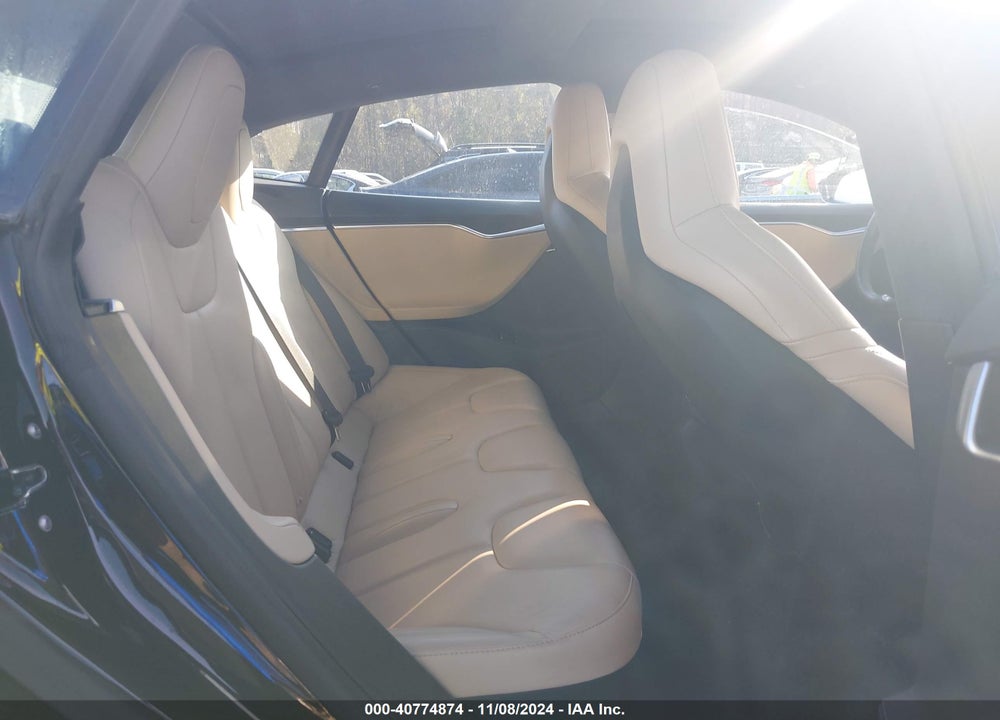2015 TESLA MODEL S 70D/85D/P85D VIN: 5YJSA1H24FFP68947