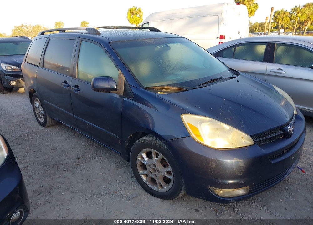 2004 TOYOTA SIENNA XLE VIN: 5TDZA22C54S186726