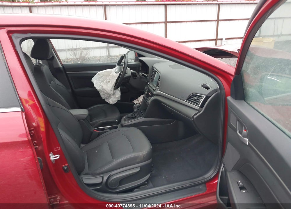 2017 HYUNDAI ELANTRA LIMITED VIN: 5NPD84LF4HH129116