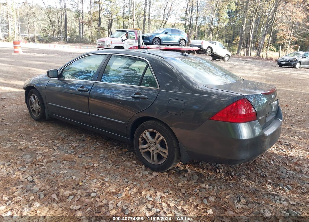 2007 HONDA ACCORD 2.4 EX VIN: 1HGCM56867A012137
