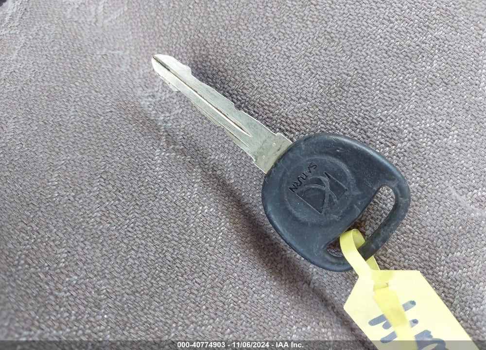 2001 SATURN SL1 VIN: 1G8ZH52861Z323279