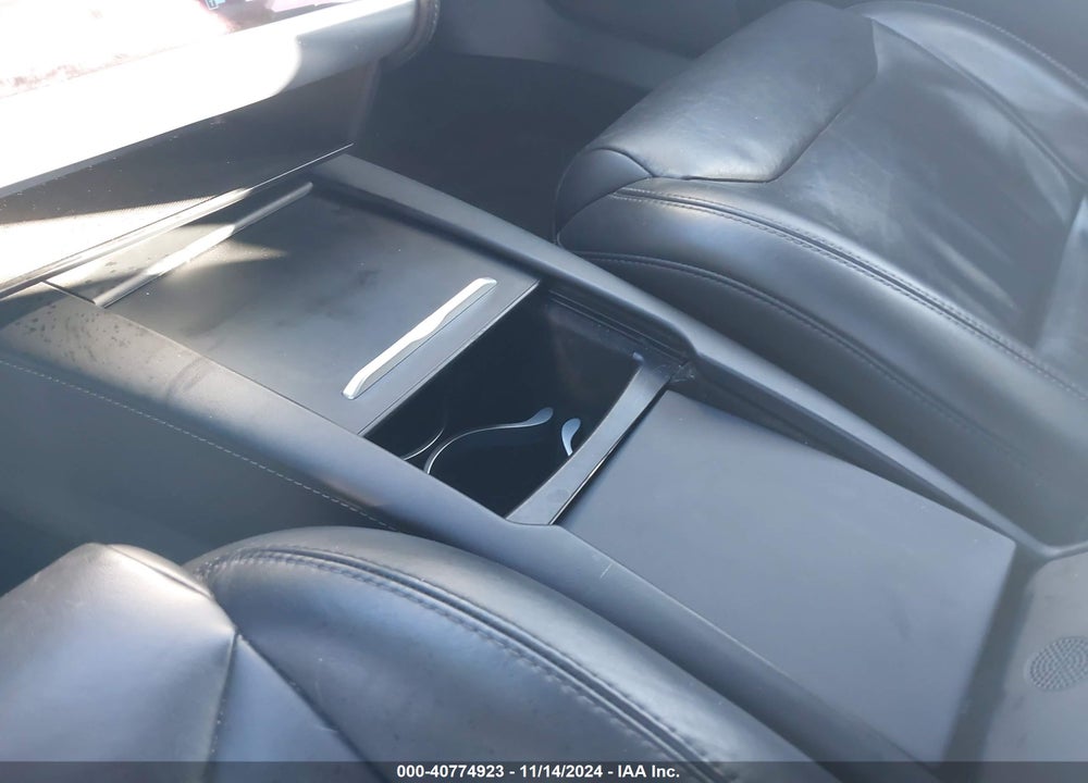 2017 TESLA MODEL S VIN: 5YJSA1E17HF184444