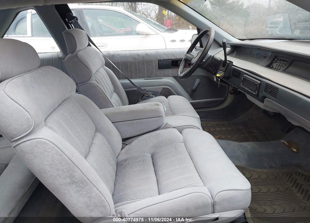 1991 CHEVROLET LUMINA EURO VIN: 2G1WN14T0M9203562