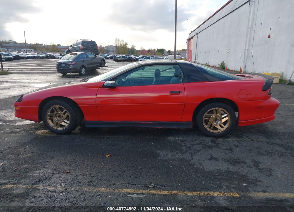 1997 CHEVROLET CAMARO RS VIN: 2G1FP22K5V2158395