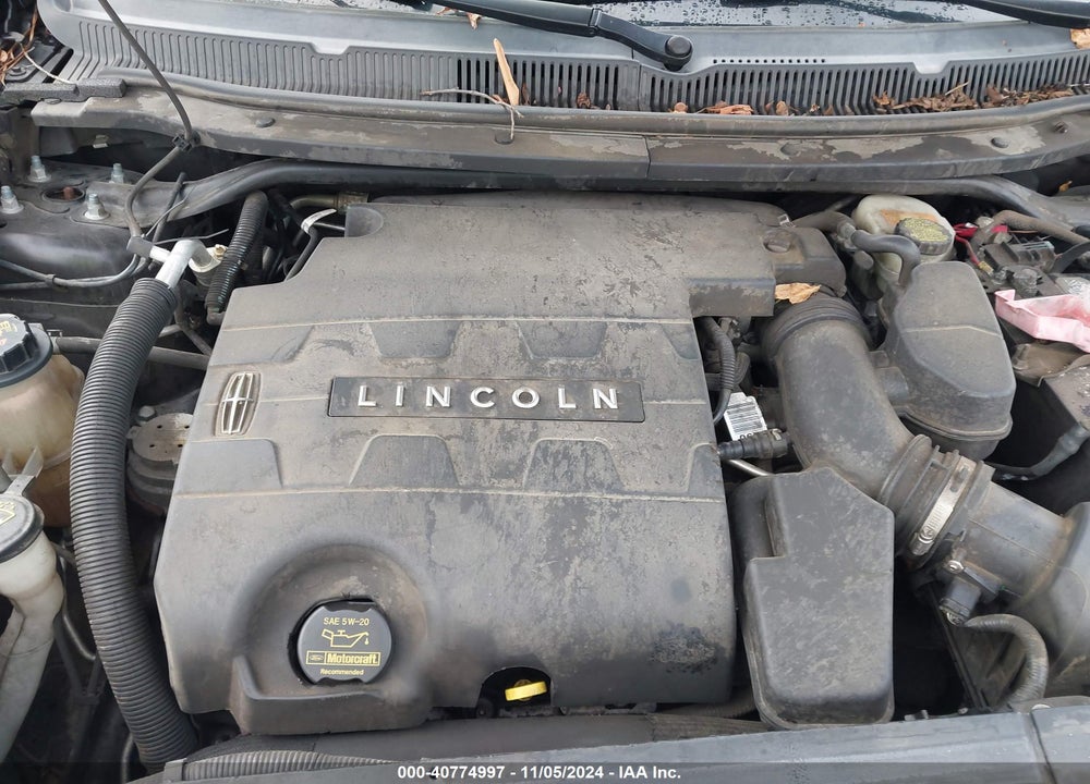 2014 LINCOLN MKT VIN: 2LMHJ5FKXEBL51803
