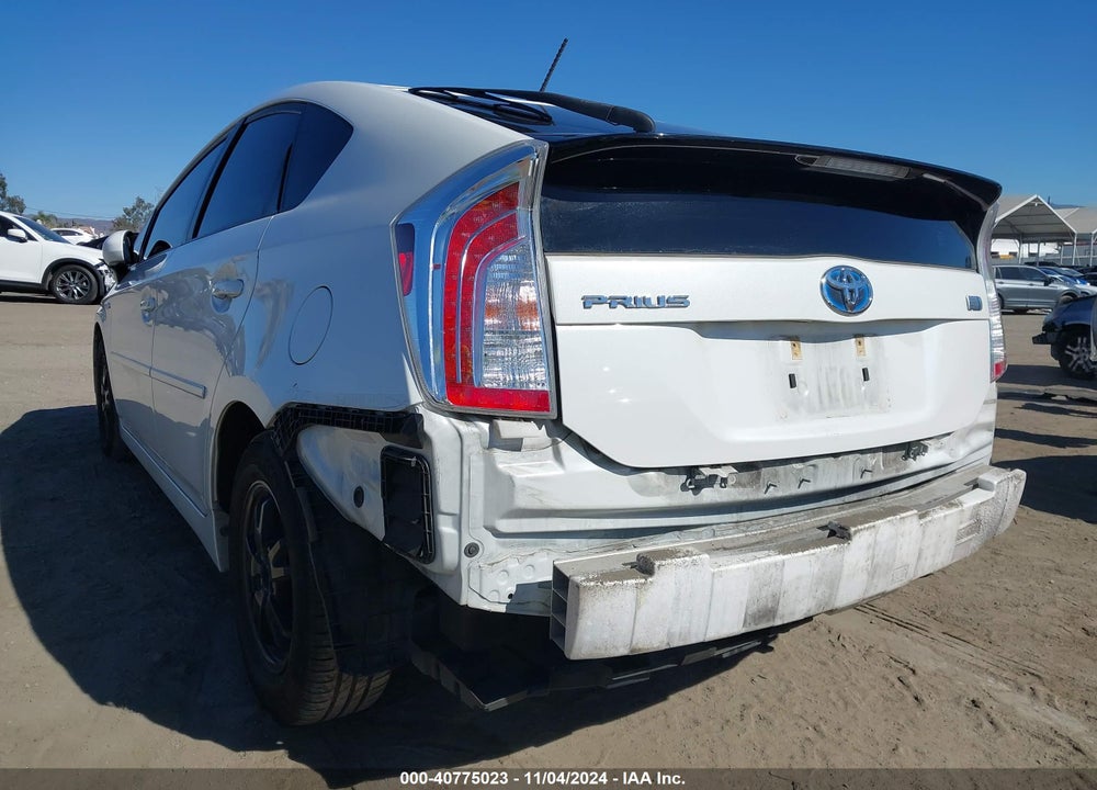 2013 TOYOTA PRIUS TWO VIN: JTDKN3DU5D5541756