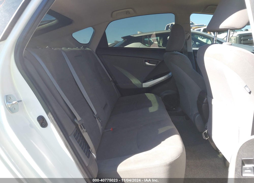 2013 TOYOTA PRIUS TWO VIN: JTDKN3DU5D5541756