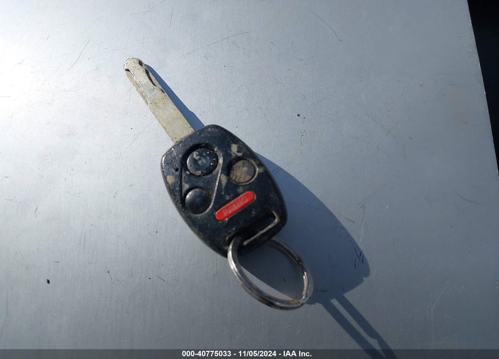 2004 HONDA ACCORD SDN EX VIN: JHMCM56624C020781