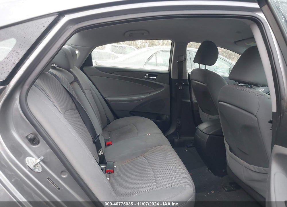 2013 HYUNDAI SONATA GLS VIN: 5NPEB4AC7DH603892