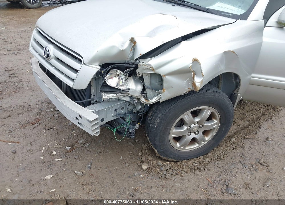 2005 TOYOTA HIGHLANDER V6 VIN: JTEGP21A850084617