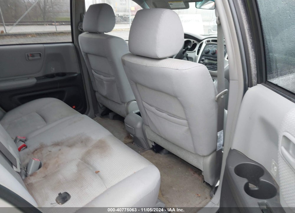 2005 TOYOTA HIGHLANDER V6 VIN: JTEGP21A850084617