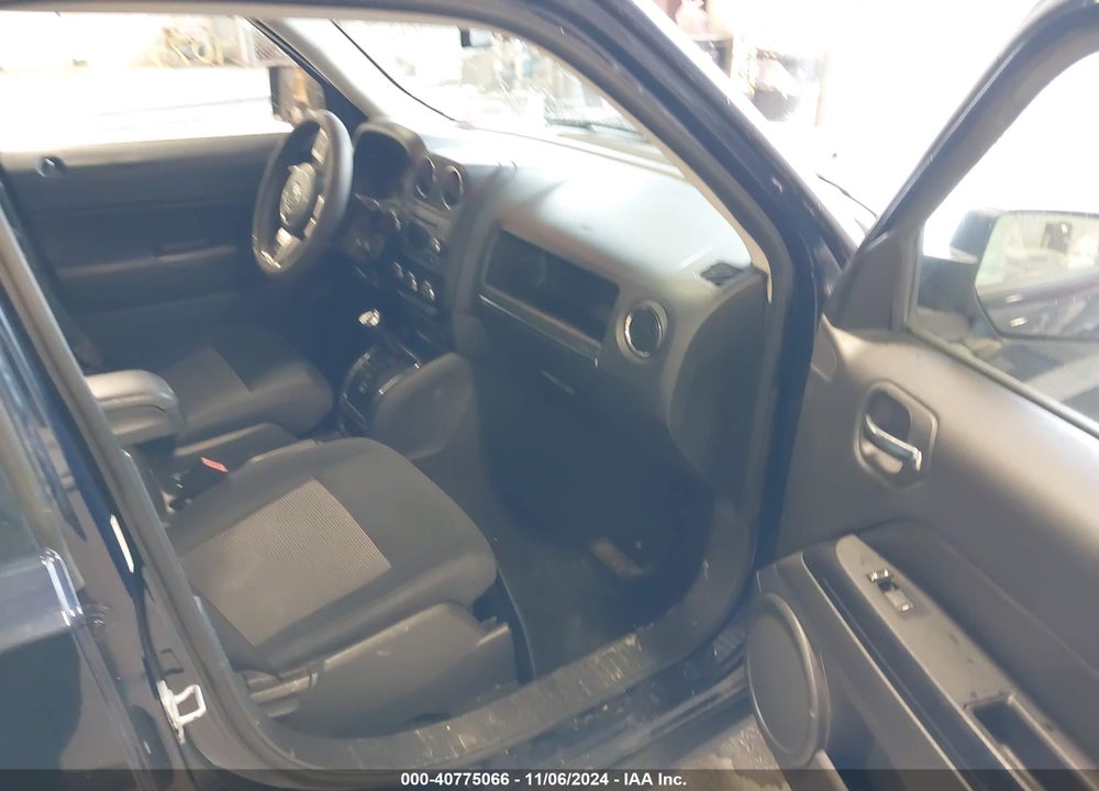 2012 JEEP PATRIOT LATITUDE VIN: 1C4NJRFB7CD588976