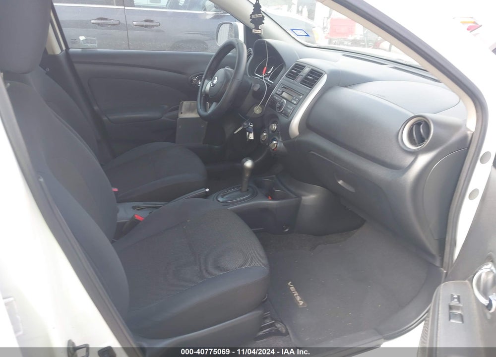 2013 NISSAN VERSA 1.6 SV VIN: 3N1CN7AP4DL879324