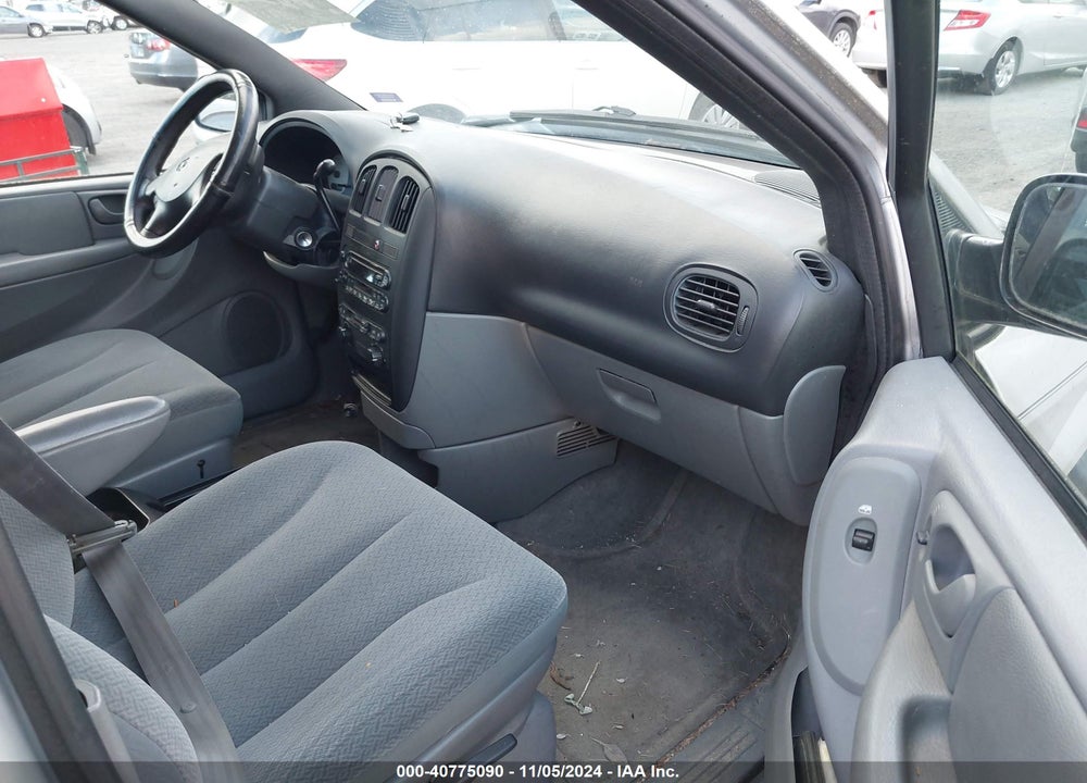 2004 DODGE CARAVAN SXT VIN: 1D4GP45R54B505117