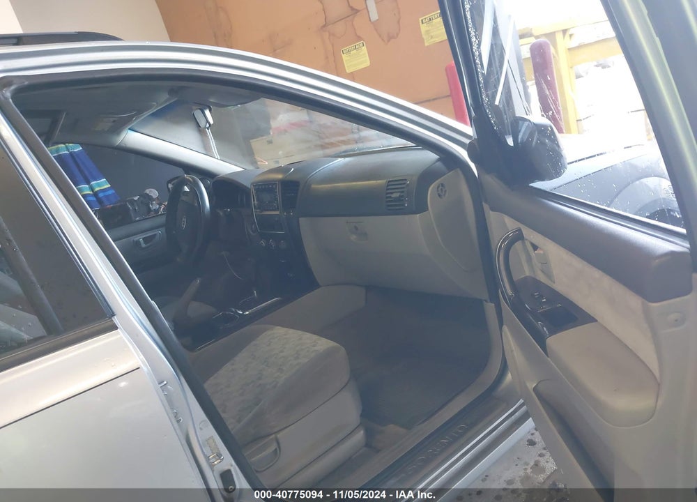 2008 KIA SORENTO LX VIN: KNDJD735885765724