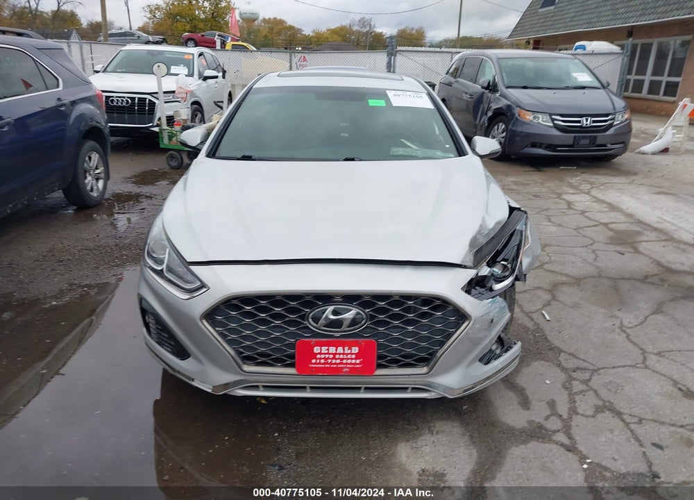 2018 HYUNDAI SONATA SPORT VIN: 5NPE34AF4JH693909