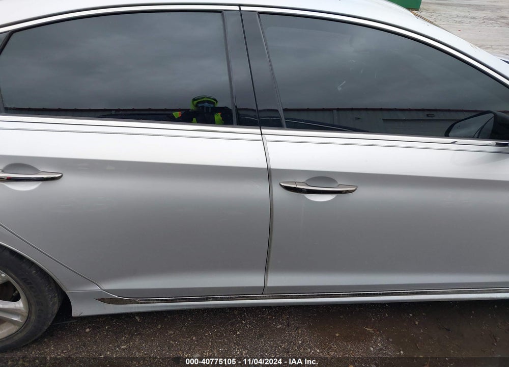 2018 HYUNDAI SONATA SPORT VIN: 5NPE34AF4JH693909