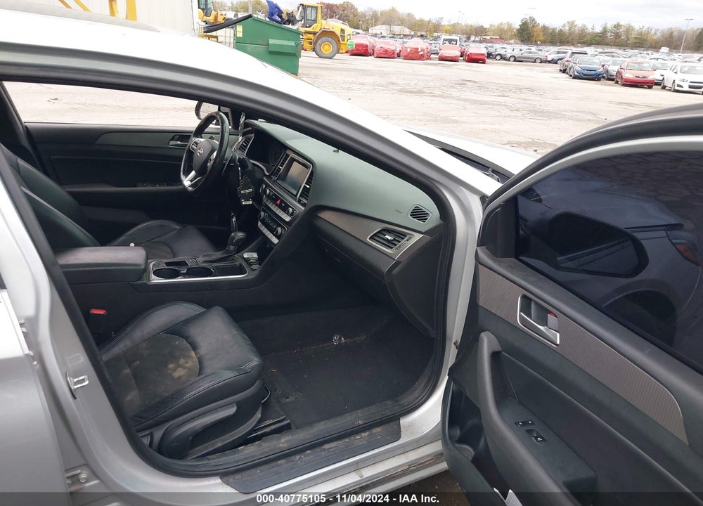 2018 HYUNDAI SONATA SPORT VIN: 5NPE34AF4JH693909