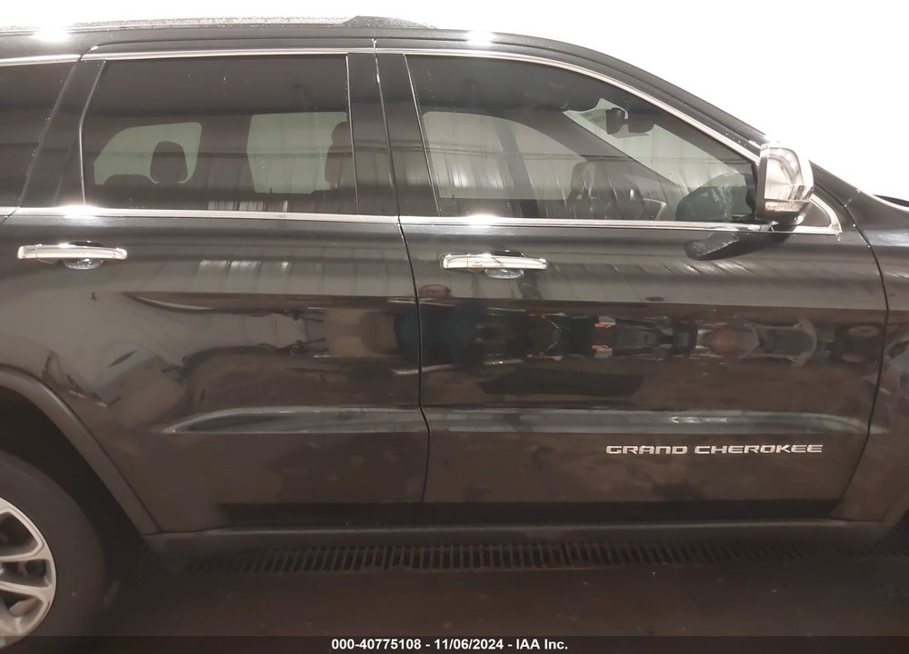 2015 JEEP GRAND CHEROKEE VIN: 1C4RJFBG0FC942204