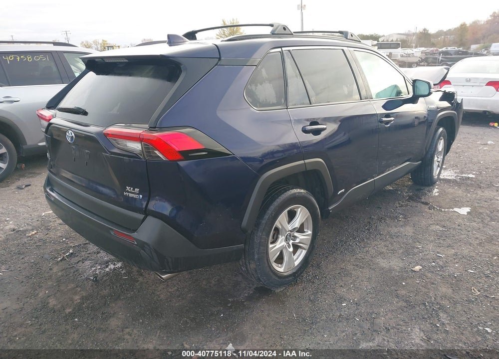 2020 TOYOTA RAV4 HYBRID XLE VIN: 2T3RWRFV7LW064226