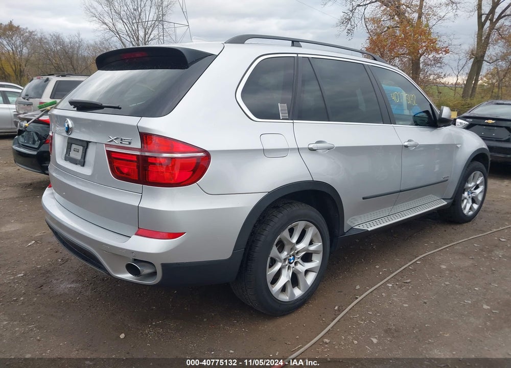 2013 BMW X5 XDRIVE35I/XDRIVE35I PREMIUM/XDRIVE35I SPORT ACTIVITY VIN: 5UXZV4C59D0G53764