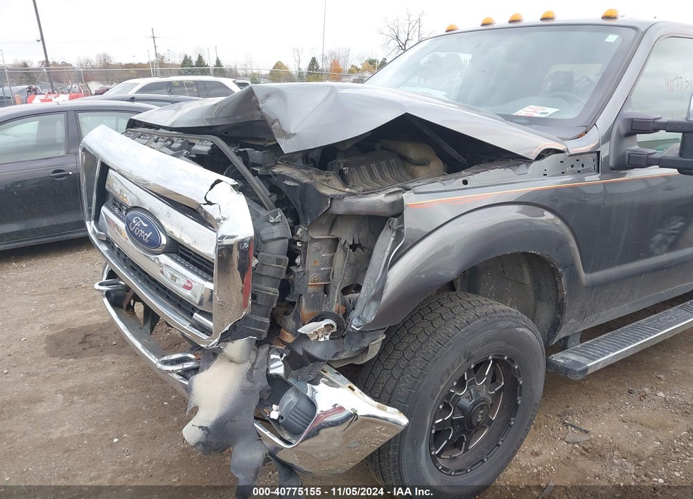 2013 FORD F-250 XLT VIN: 1FT7X2B69DEB56117