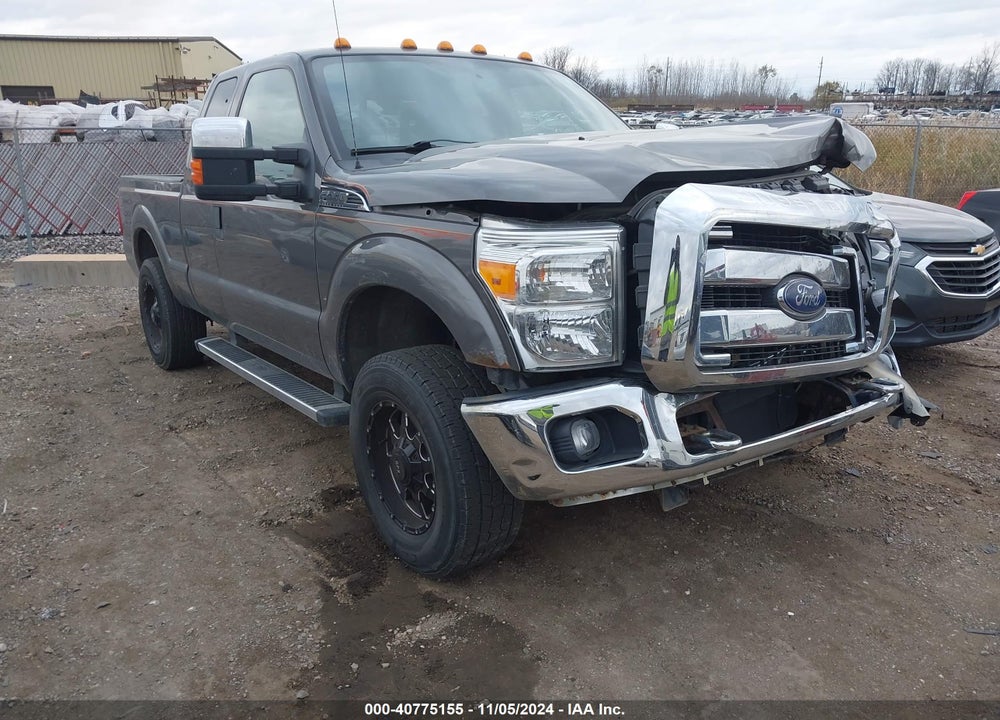 2013 FORD F-250 XLT VIN: 1FT7X2B69DEB56117