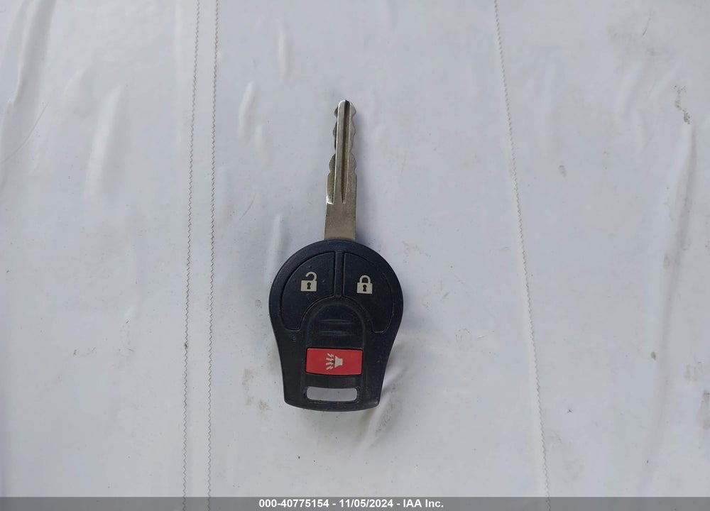 2013 NISSAN ROGUE S VIN: JN8AS5MT1DW545826